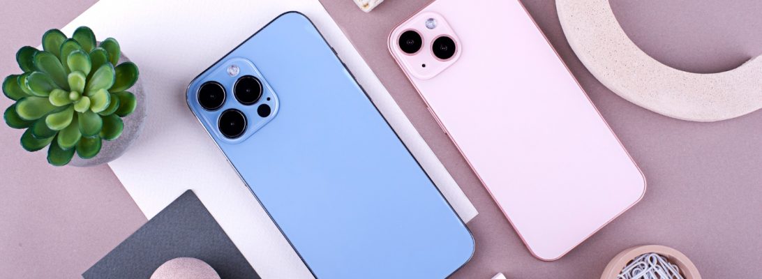 ¿Qué es un iPhone CPO y por qué elegirlo? Un iPhone CPO (Certified Pre-Owned) es un móvil reacondicionado y certificado por Apple o por proveedores homologados, que ha pasado estrictos controles de calidad, lleva todos sus componentes originales y está completamente verificado. Estos dispositivos pueden proceder de exposiciones en tienda, devoluciones de operadoras o productos devueltos por embalaje dañado. Son idénticos en prestaciones y garantía a los modelos nuevos, pero ofrecen precios más asequibles y la tranquilidad de un producto revisado y garantizado.​ Ventajas de los iPhone CPO en Andorra: Todos los componentes originales y 100 % funcionando Aspecto impecable, accesorios nuevos y caja precintada Garantía oficial mínima de 6 meses hasta 1 año Precios significativamente más bajos que los iPhone nuevos Certificación mediante mensaje “Certified Pre Owned” Modelos de iPhone CPO disponibles hoy en Andorra Nuestra tienda online trabaja siempre con los iPhone CPO más actualizados en catálogo. A 13 de noviembre de 2025, puedes comprar los siguientes modelos: iPhone 17 Pro Max iPhone 17 Pro iPhone 17 Air (versión ultrafina y ligera)​ iPhone 17 iPhone 16 Pro Max iPhone 16 Pro iPhone 16 iPhone 15 Pro Max iPhone 15 Pro iPhone 15 Plus iPhone 15 iPhone 14 Pro Max iPhone 14 Pro iPhone 14 Plus iPhone 14 iPhone 13 Pro Max iPhone 13 Pro iPhone 13 Mini iPhone 13 iPhone 12 Pro Max iPhone 12 Pro iPhone 12 Mini iPhone 12 iPhone SE (3ª y 2ª generación) iPhone 11 Pro Max iPhone 11 Pro iPhone 11 No solo disponemos de los últimos modelos, ¡también puedes pedirnos información sobre modelos históricos y ediciones especiales para coleccionistas! ¿Por qué comprar tu iPhone CPO en Andorra y en nuestra tienda online? Envío rápido y seguro a toda Andorra con garantía local Atención personalizada: te asesoramos según tus necesidades Somos líderes en la distribución de iPhone CPO y productos Apple revisados, con experiencia y reputación Disponibilidad permanente de mercancías en depósito y posibilidad de traer modelos o configuraciones a la carta. ¿Tienes dudas o quieres información de precios y disponibilidad? Escríbenos directamente desde la tienda y nuestro equipo te mandará ficha técnica, comparativa de prestaciones y las mejores ofertas disponibles para cada modelo. En https://tienda-electronica-online.online/ siempre apostamos por la calidad, el servicio y el ahorro inteligente. ¡Elige tu próximo iPhone CPO y descubre por qué somos la referencia en Andorra! #iPhoneCPO #Andorra #TiendaElectrónica #iPhoneReacondicionado #AppleAndorra #CompraInteligente #CertifiedPreOwned #TecnologíaRevisada